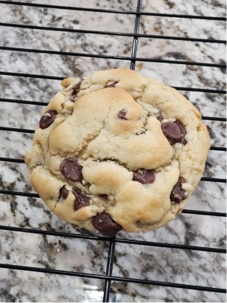 Chocolate chip stuffed cookie