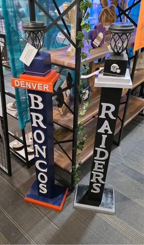 Stacked welcome wood signs
